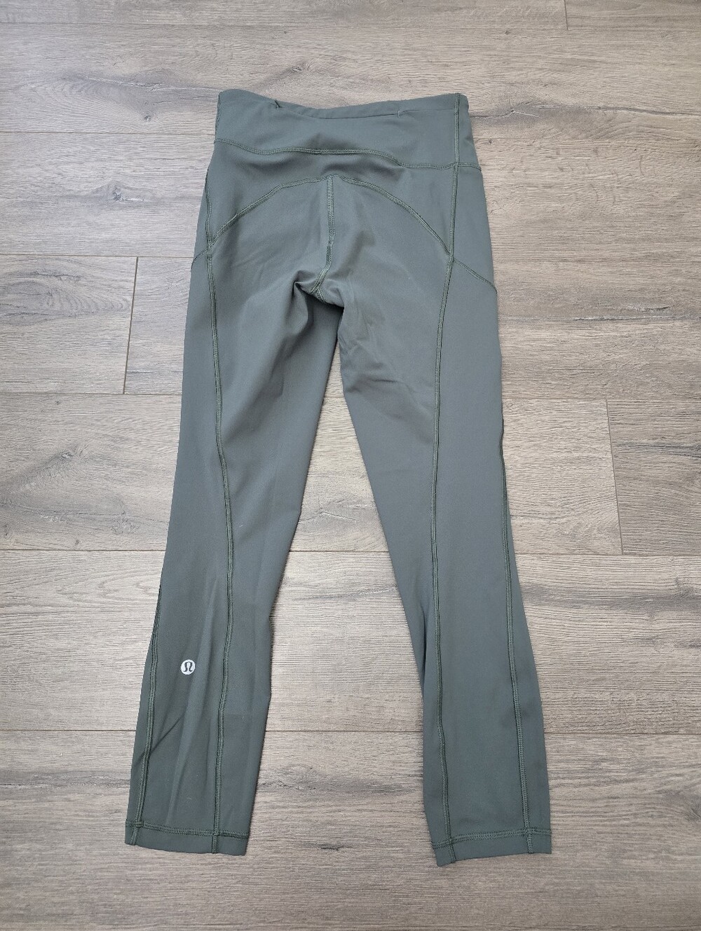 Lululemon Leggings Size 4 Green Pockets